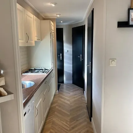 Chalet Forel Op De Veluwe In Vakantiepark Hoenderloo